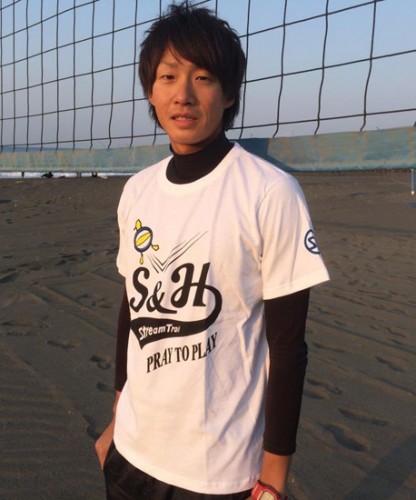 tshirt_beachvalley_model02